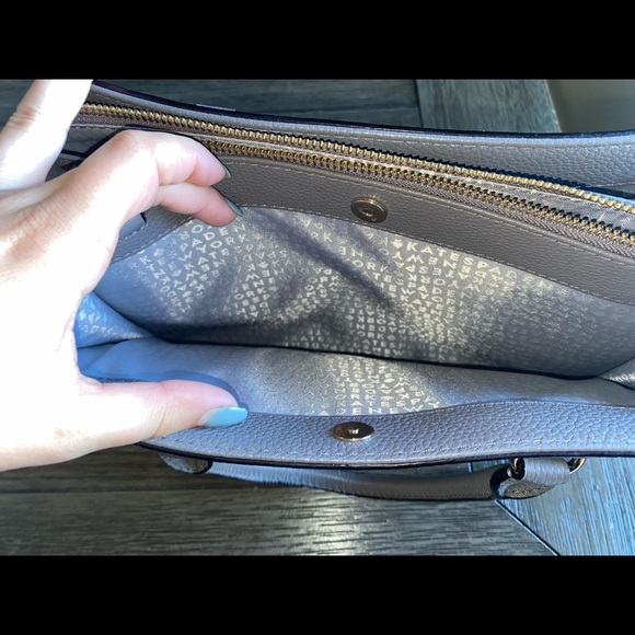 Hare Grey Kate Spade Purse - Picture 4 of 15